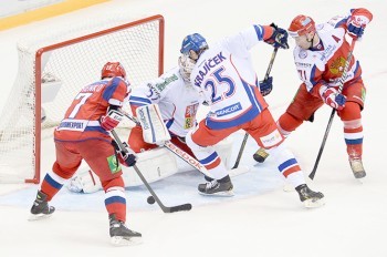 Чехия сыграет с Россией в четвертьфинале ЧМ по хоккею