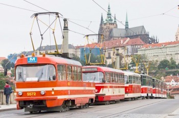 Huawei планирует создать в Праге сеть трамваев-мусоровозов