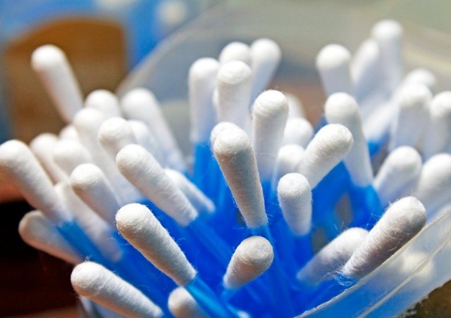 В Евросоюзе хотят запретить ватные палочки
