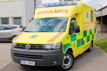 В Чехии пьяный водитель «скорой» угробил пациентку