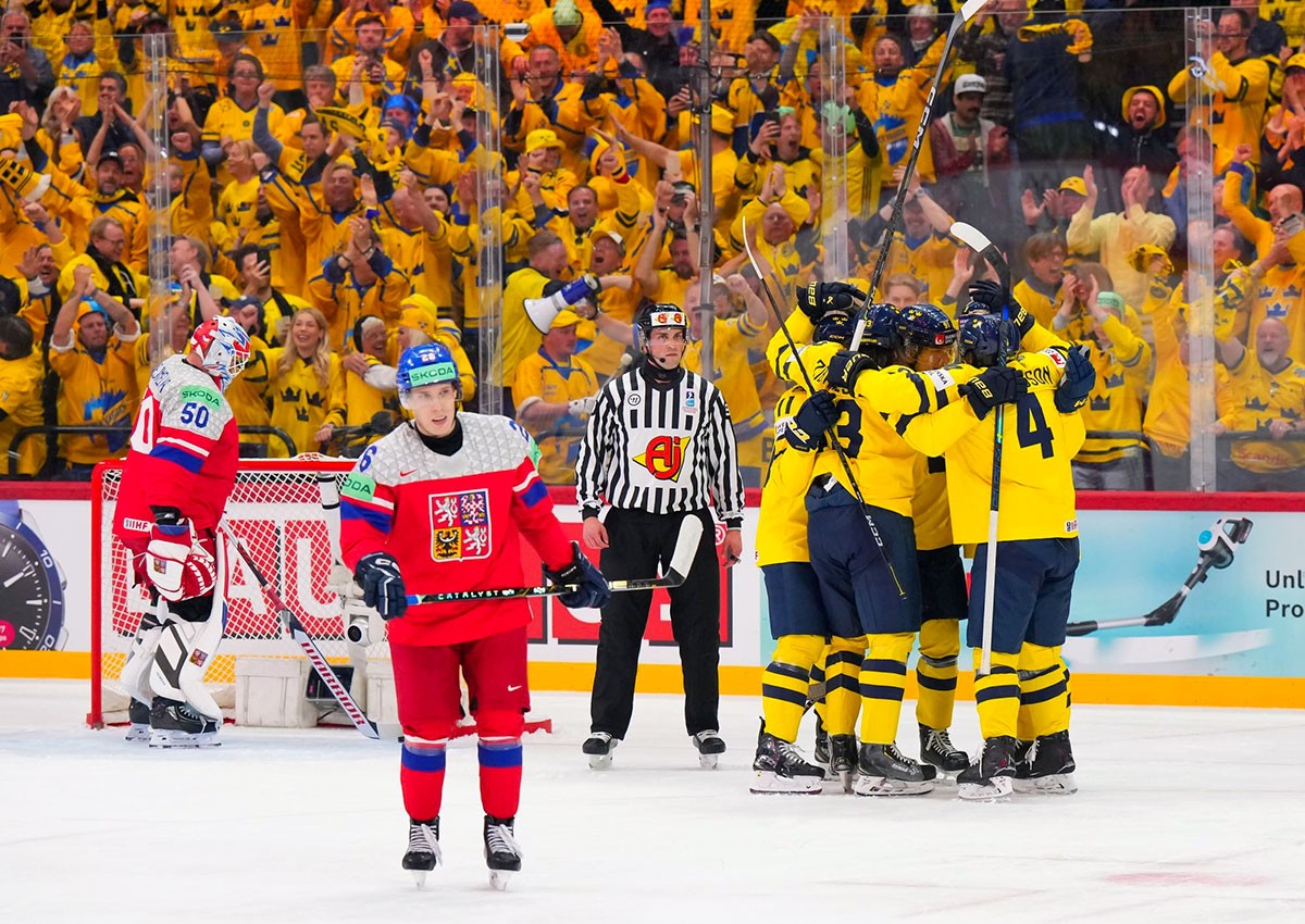 Чехия проиграла Швеции в четвертьфинале чемпионата мира: видео