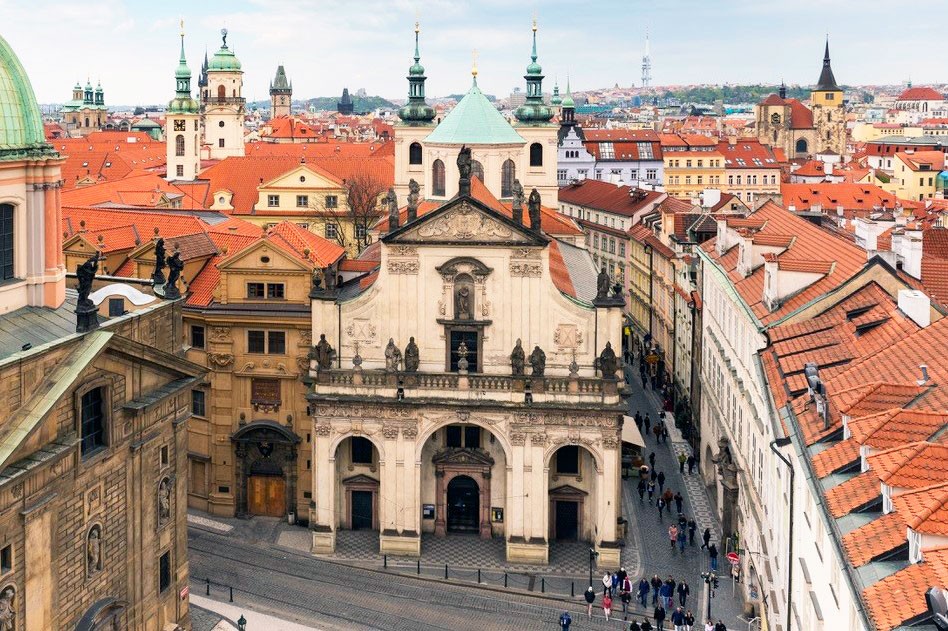 В центре Праги установят колокол из переплавленного оружия войны в Украине