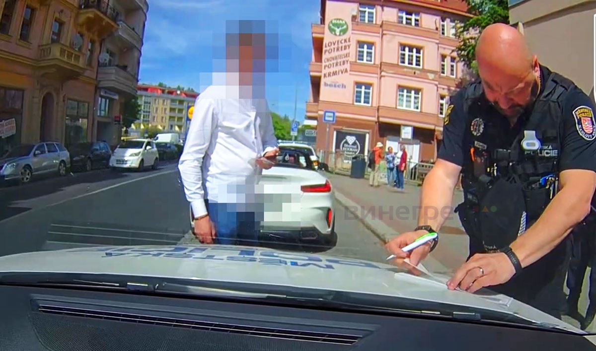 Владелец дорогого BMW не платил штрафы. Полиция перевоспитала его за минуту: видео