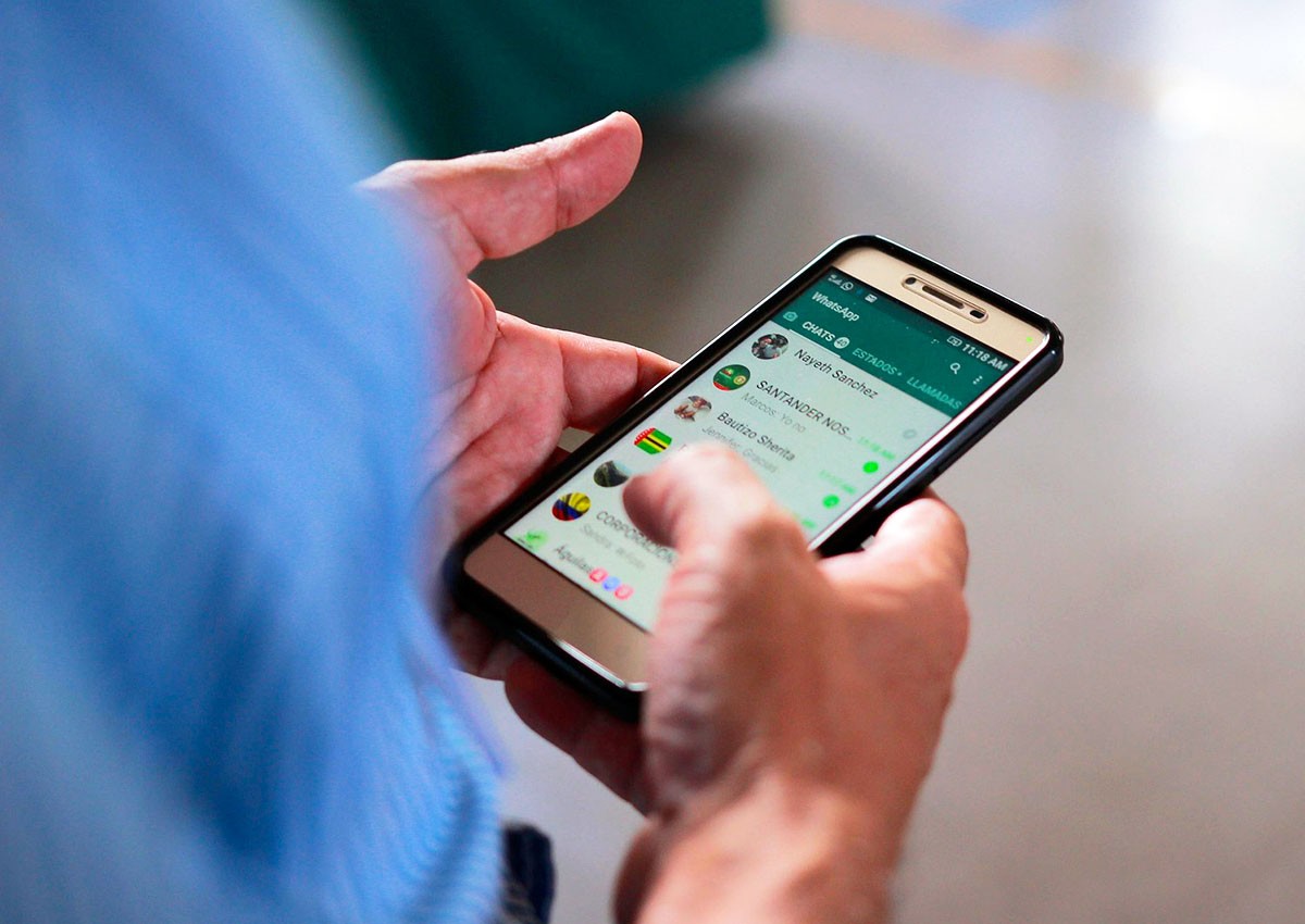 Полиция Чехии призвала жителей предупредить родителей о новом трюке мошенников