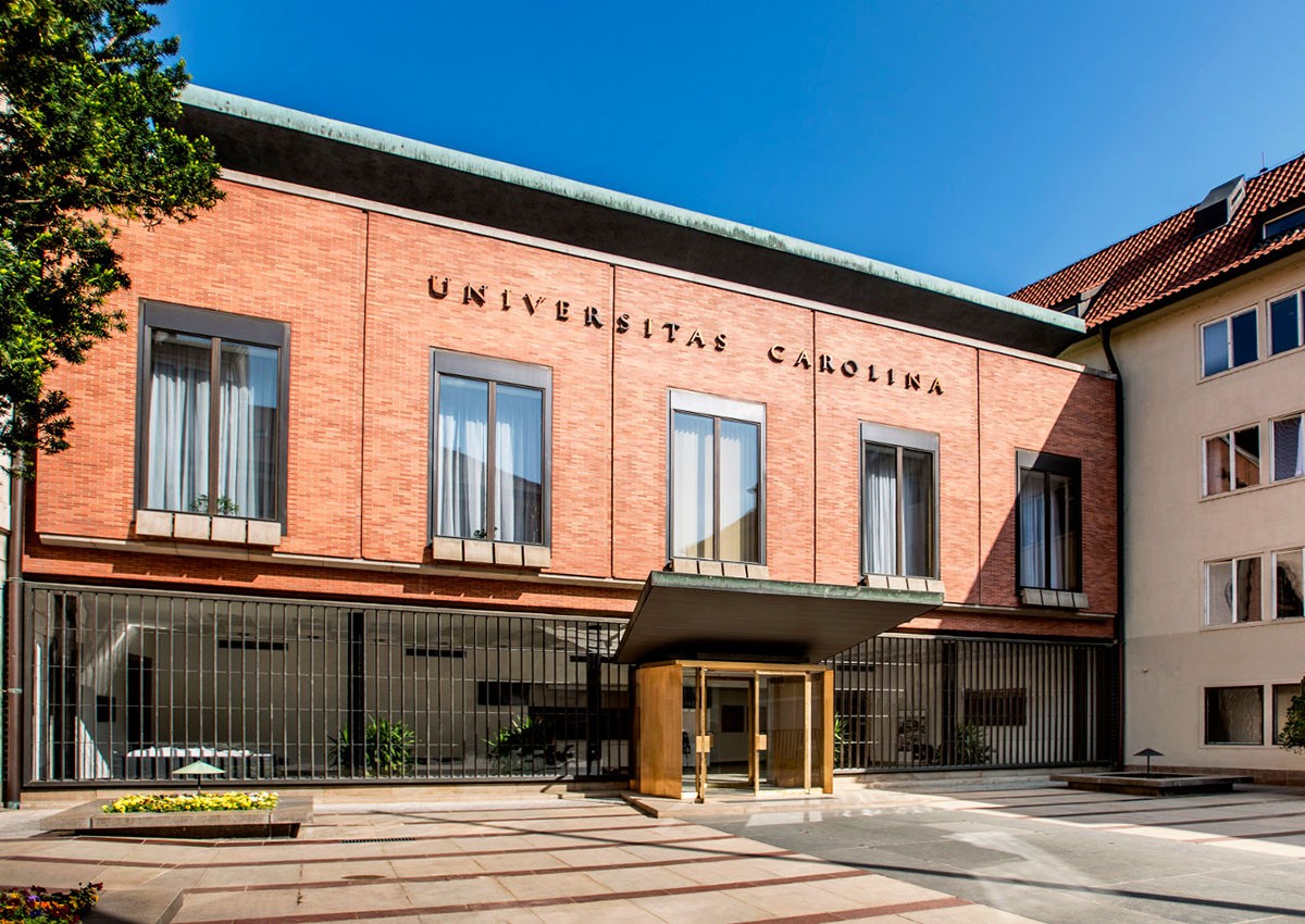 Карлов университет завлекает американских ученых, недовольных политикой Трампа