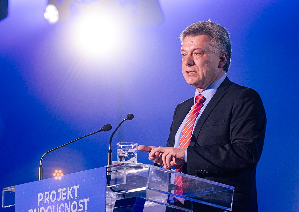 Министр юстиции Чехии подал в отставку из-за скандала с биткоинами