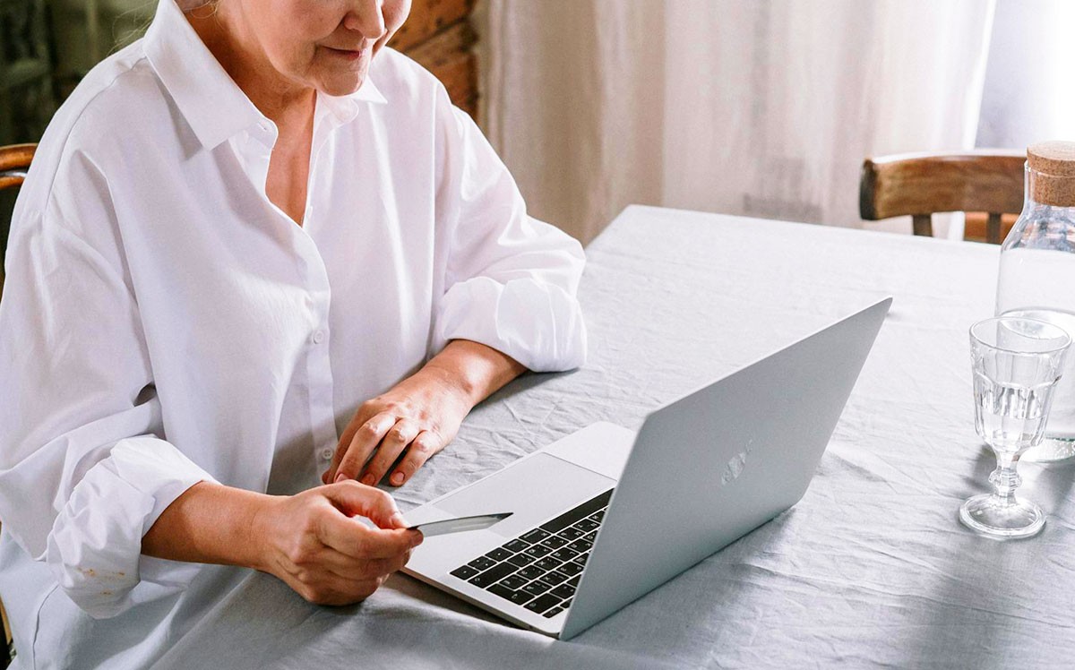 В Чехии 81-летнюю пенсионерку судили за интернет-пиратство