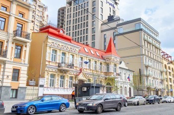 Чехия и Украина договорились о бесплатном использовании земли посольствами