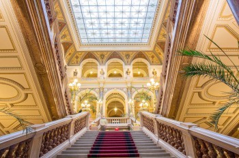 В воскресенье можно будет бесплатно посетить все отделения Национального музея в Праге