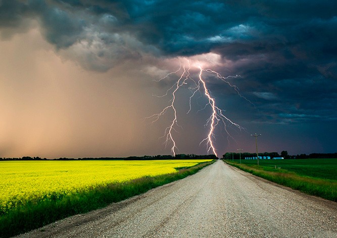 Штормовое предупреждение объявлено в Чехии