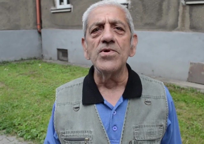 Чешского пенсионера уже год не берут к зубному с последним зубом