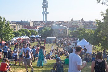 В Праге стартовал пивной фестиваль Žižkovské pivobraní: фото