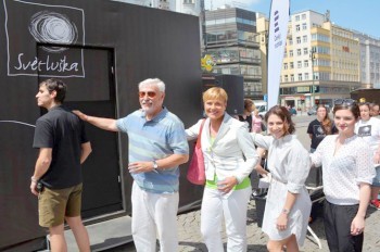 В Праге открылось кафе «В темноте»