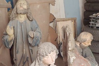 В одном из храмов Чехии были найдены сенсационные статуи