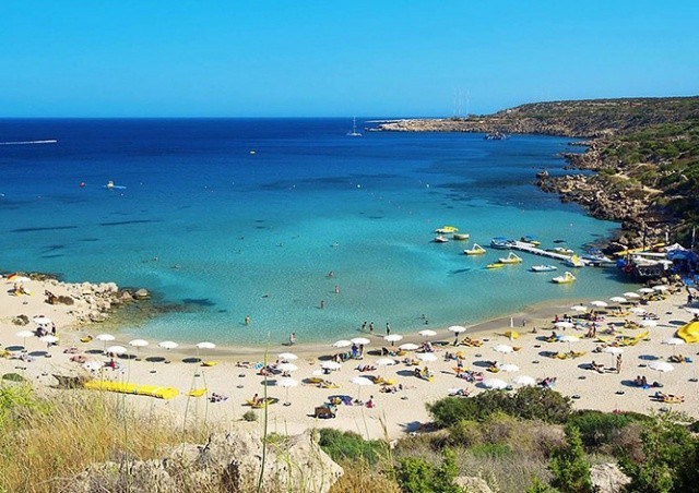 Cyprus Airways открыла прямой рейс Прага – Ларнака