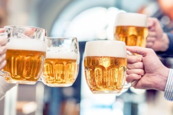 Названы города мира с самым дешевым пивом