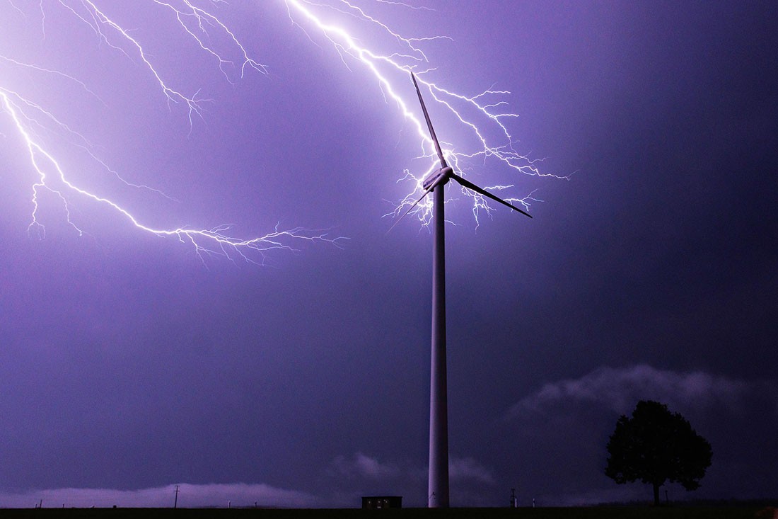 «Опаснее быть не может»: в Германии ожидают экстремально сильные грозы