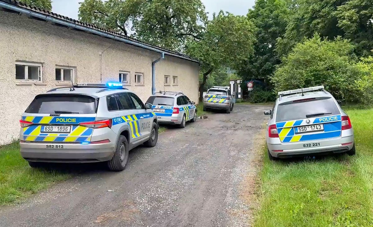 В Чехии владельцу кемпинга пришлось стрелять из-за конфликта с иностранцами. СМИ пишут, что это были украинцы