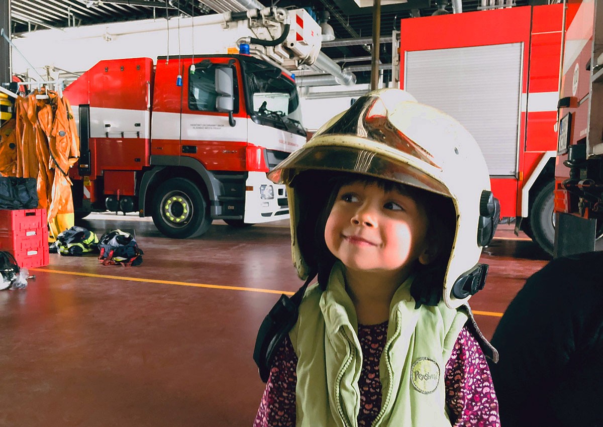 В Праге чиновник-женоненавистник пойдет под суд за избиение девушек на улице: видео
