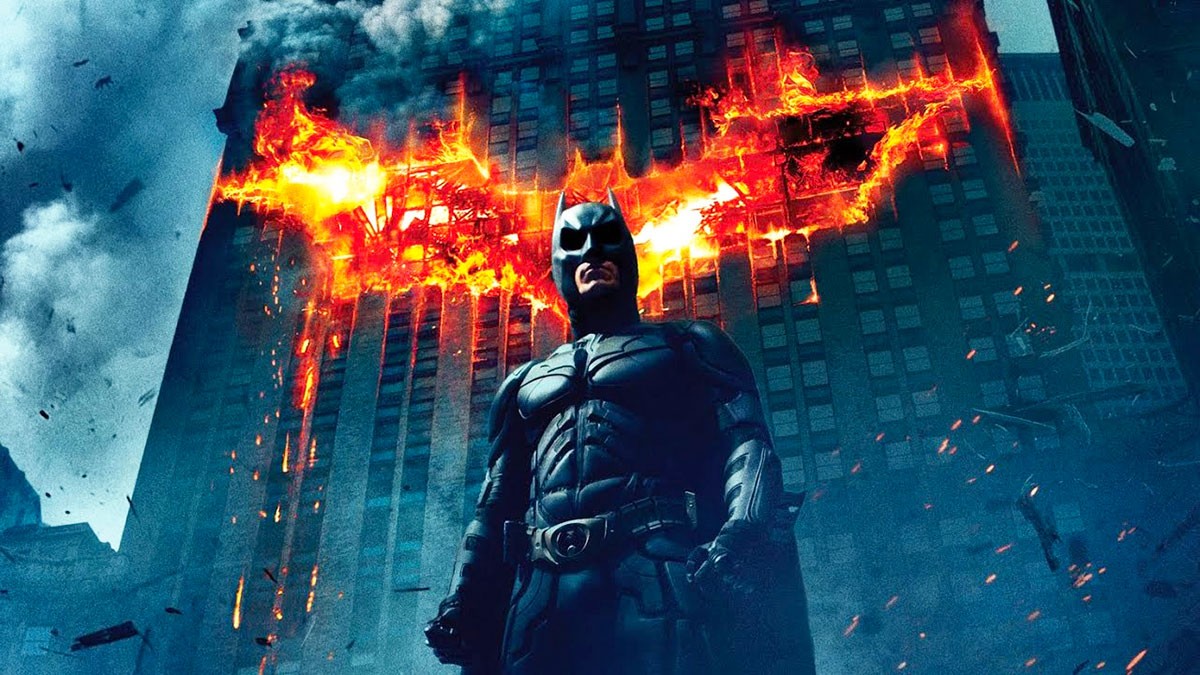 Полсекунды: чешский фотограф заснял пролет МКС на фоне Солнца