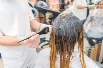 На чешский рынок попали опасные краски для волос и косметика