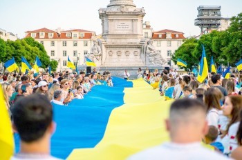 Совет ЕС обсудил будущее украинских беженцев после войны. Помогать им вернуться будут «Центры единства»