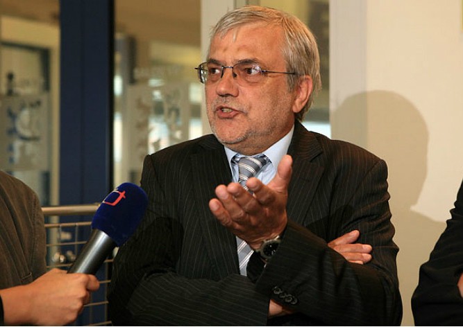 Вершитель судеб мигрантов в Чехии покинул свой пост