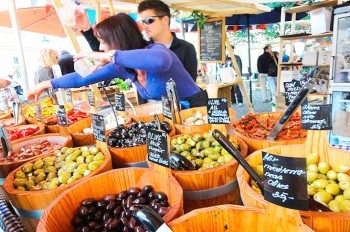 Французский продуктовый рынок откроется в центре Праги 12 июля