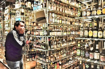 В центре Праги хотят запретить ночную продажу алкоголя