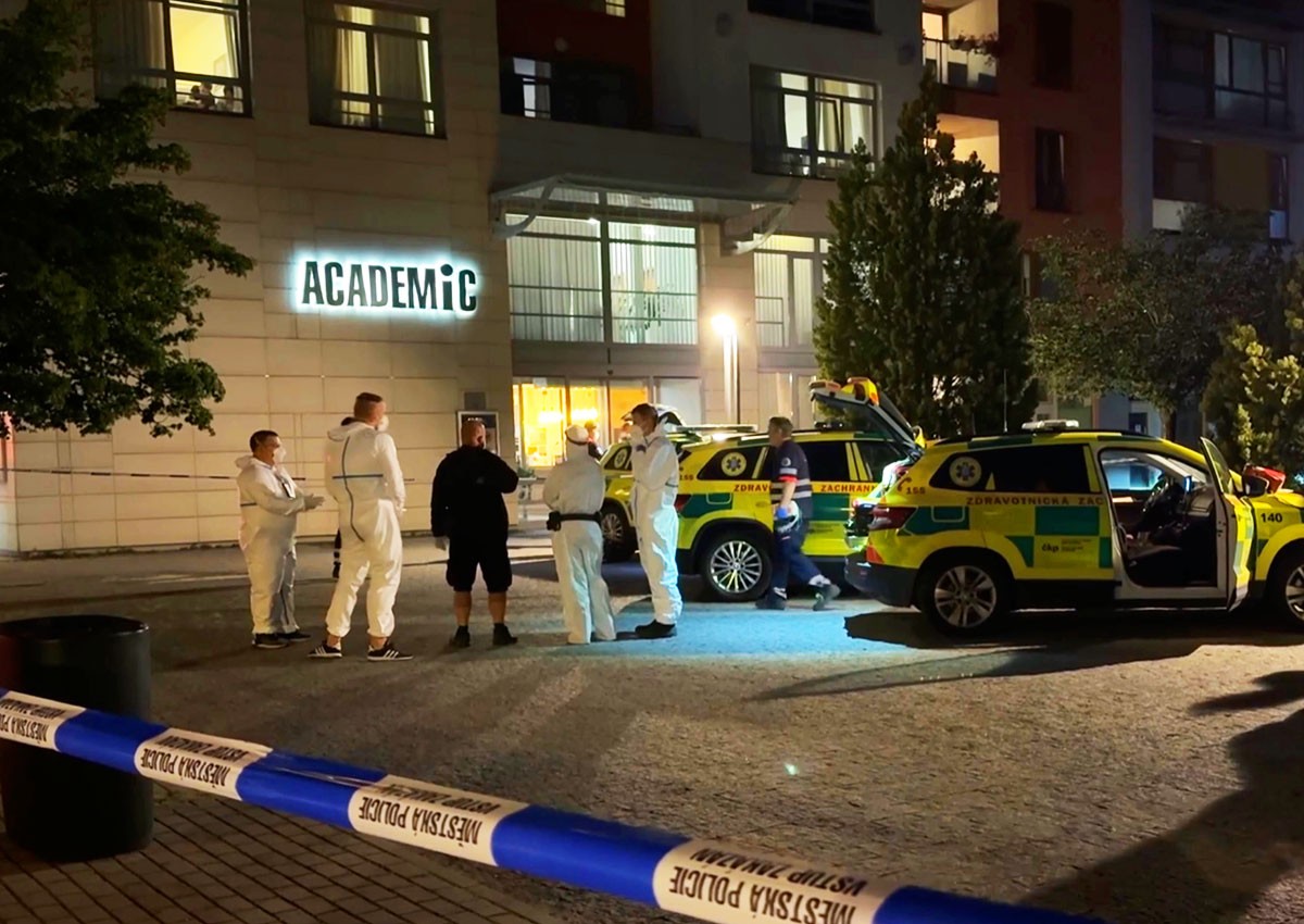 Под Прагой проверяют возможное заражение смертельно опасным менингитом у 80 постояльцев отеля