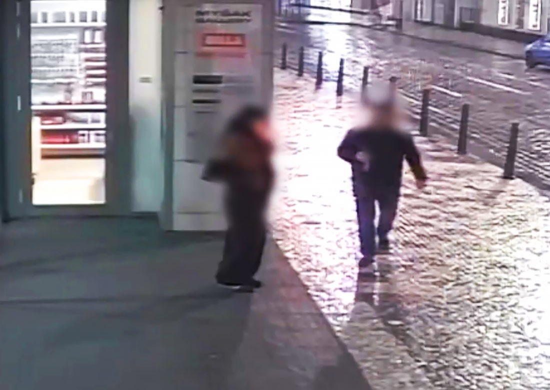 В Праге вынесли приговор чиновнику-женоненавистнику, жестоко избившему девушек на улице