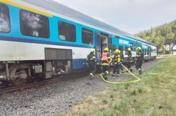 В Чехии во время движения загорелся пассажирский поезд