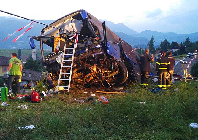 В Италии разбился автобус с чешскими туристами