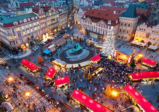 В Праге объявили награду за помощь в поисках рождественской ёлки