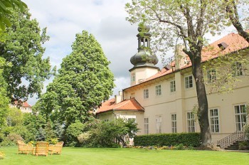 Британское посольство в Праге на один день откроется для всех желающих