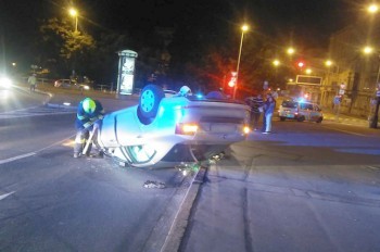 Зрелищное ДТП в центре Праги попало на видео