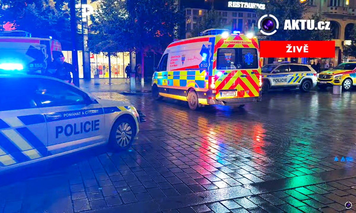 Две иностранки в центре Праги отравились конфетами с THC