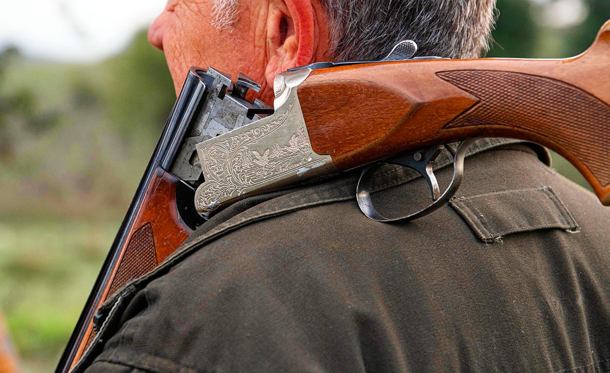 В Чехии охотник подстрелил в лесу кладоискателя