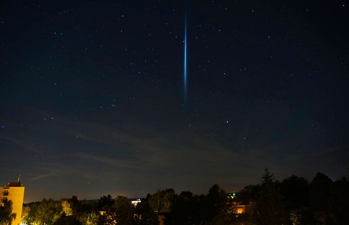 Чешские ученые объяснили происхождение светящейся полосы на небе 