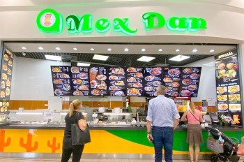 Сотрудники ресторана в Праге за сутки отдраили кухню, закрытую инспекцией