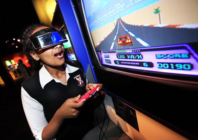 В Праге открылась крупнейшая интерактивная выставка об истории видеоигр