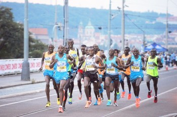 Субботний марафон ограничит движение транспорта в Праге