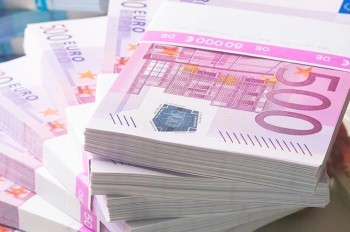 Туалеты трех ресторанов в Женеве засорились купюрами по 500 евро