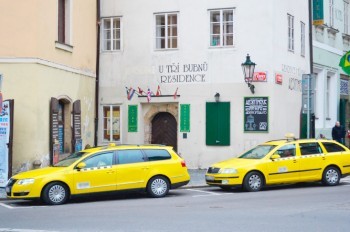 Мэр Праги: мы больше не позволим таксистам блокировать улицы