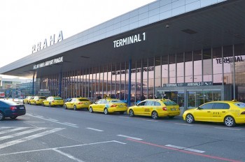 Пражские таксисты заблокируют дорогу в аэропорт 2 октября
