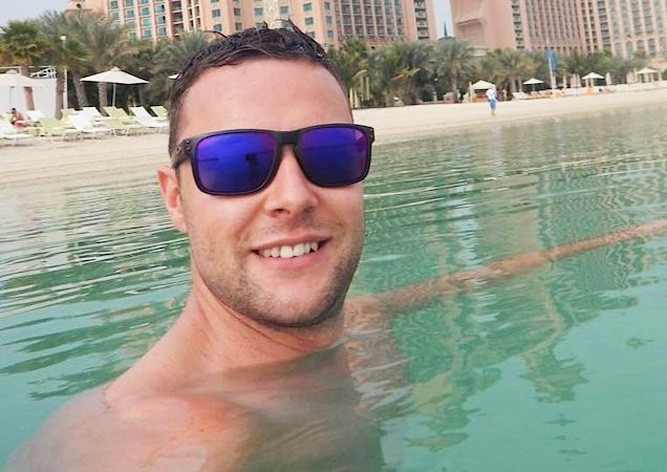 Шотландцу в Дубае грозит тюрьма за прикосновение к мужчине