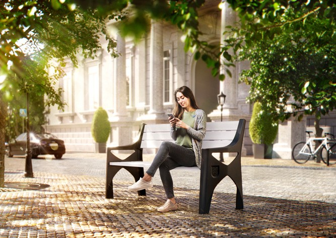 Студия Артемия Лебедева разработала дизайн лавочек для Праги