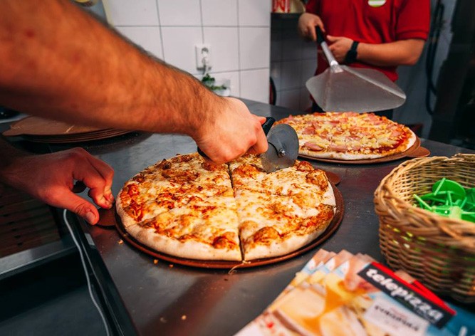 Доставка за 40 минут или не платите: на чешский рынок вышла Telepizza