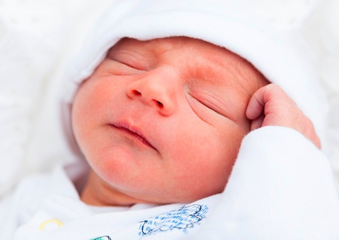 В Германии власти убедили родителей не называть сына Люцифером