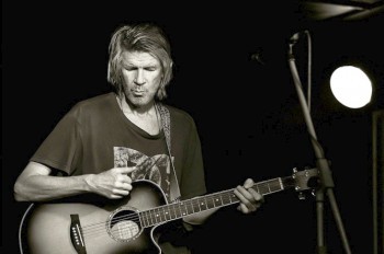 Группа «Выход» даст бесплатный концерт в Праге